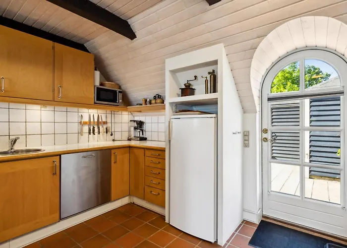 Feriehus Awesome In Glesborg With 3 Bedrooms *