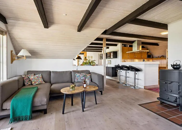 Awesome In Glesborg With 3 Bedrooms Ebeltoft
