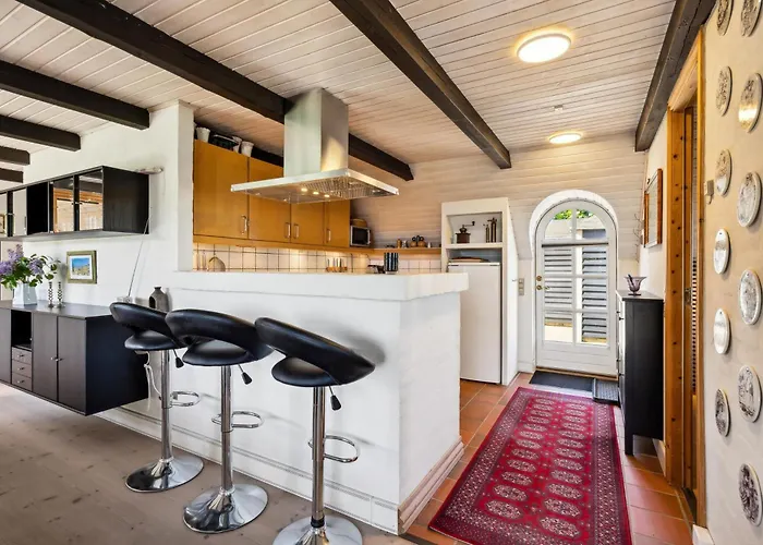 Feriehus Awesome In Glesborg With 3 Bedrooms