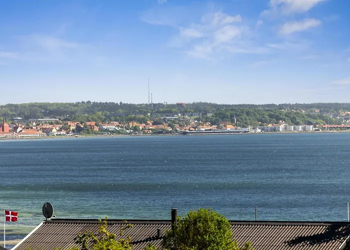 Awesome In Glesborg With 3 Bedrooms Feriehus *