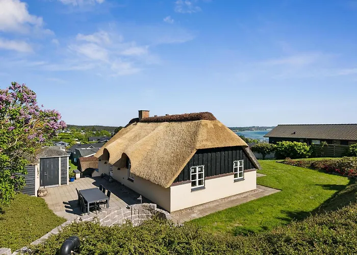 Awesome In Glesborg With 3 Bedrooms *